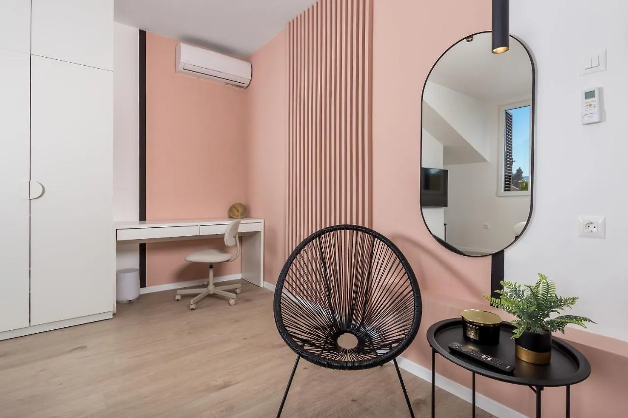 Apartment Pearl, Opatija Center